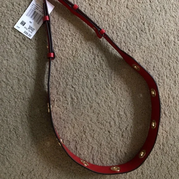 Michael kors strap (only navy color available) - Picture 3 of 5